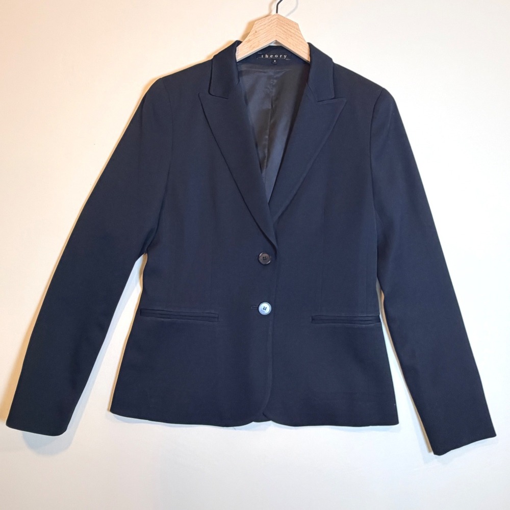 Theory Women Black Virgin Wool Two Button Blazer Jacket Size 8 Made in USA